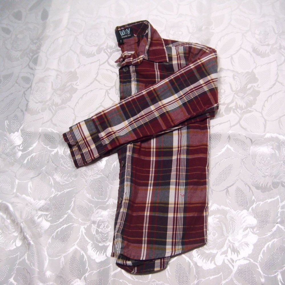 Kids Wasabi Yizi red long sleeve shirt Size 7